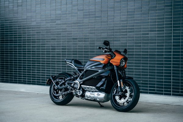 Quelles sont les meilleures options de suspensions pour une moto de type cruiser?